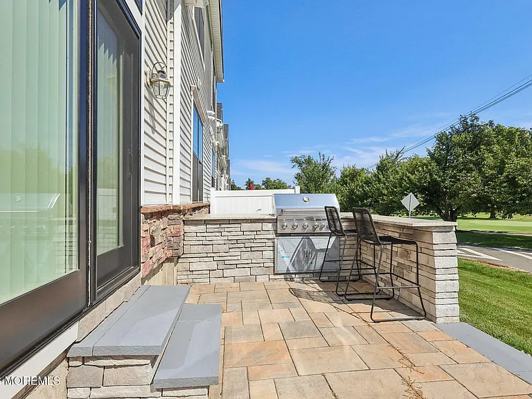 2 Dogleg Ln — Photo 49