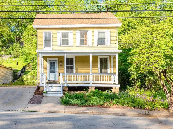 503 Franklin St, Galena, IL 61036