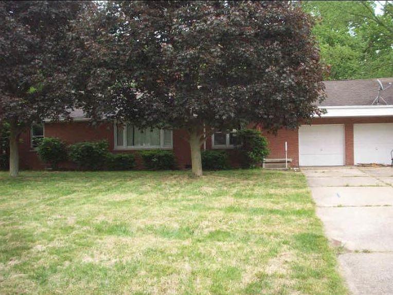 1st image of 60960 Saint Joseph St