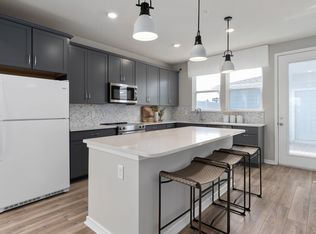 10730 Green Hollow Aly, Orlando, FL 32808