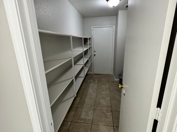 11817 W Bloomfield Rd