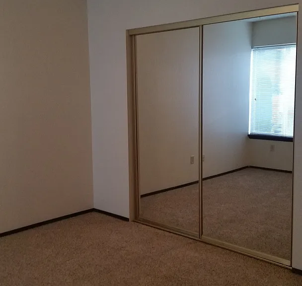 Cedars Apartments — Photo 4