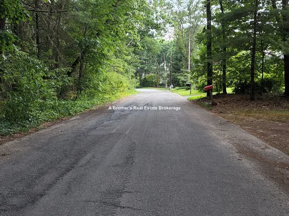 50 Oakdale Ave, Weston, MA 02493