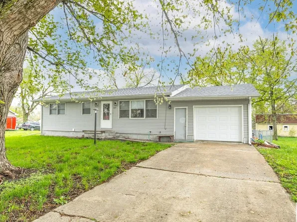 617 14th St, Onawa, IA 51040