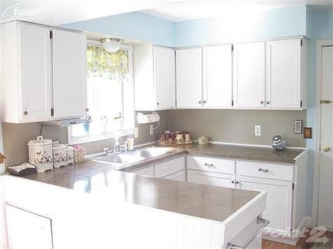3rd image of 2181 Firwood Dr