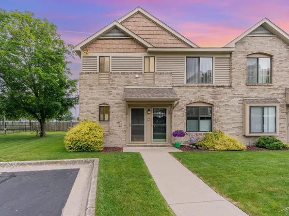 301 S Walnut St, Bay City, MI 48706