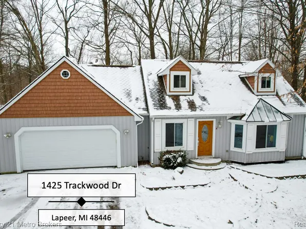 1425 Trackwood Dr, Lapeer, MI 48446