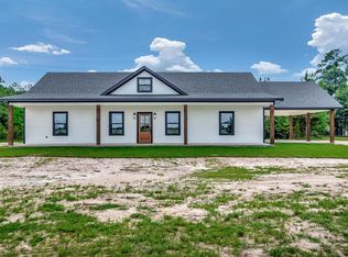 137 Woods Rd, Lufkin, TX 75901