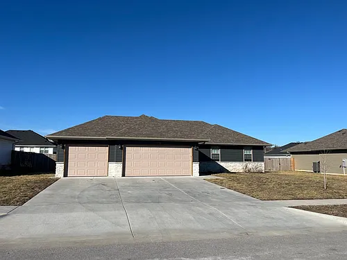 4377 W Skyler Dr Photo 1