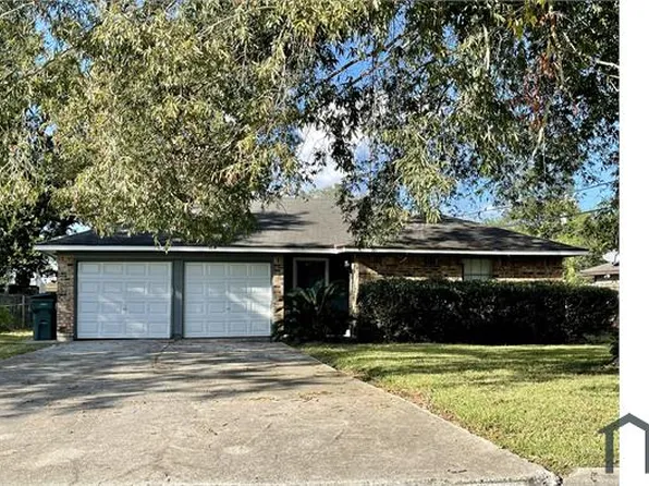 5210 Moonmist Dr, Beaumont, TX 77706