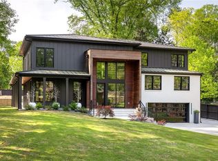 2469 River Oak Dr, Decatur, GA 30033