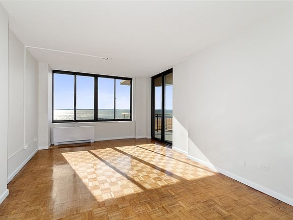 5th image of 3111 Ocean Pkwy APT 6C