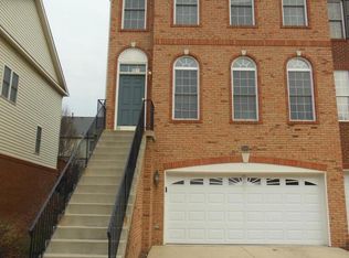 25838 Norrington Sq, Chantilly, VA 20152