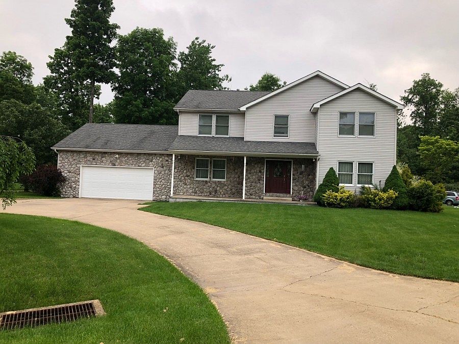 1st image of 151 Sylvan Heights Dr