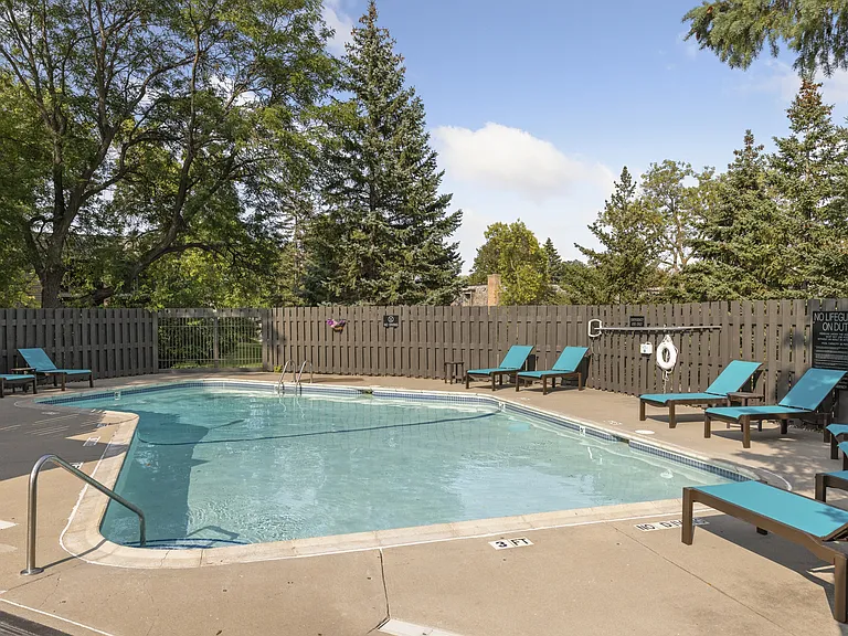 The Edina Towers — Photo 15