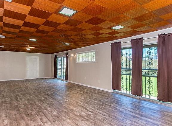 2nd image of 4651 Arthur Dr