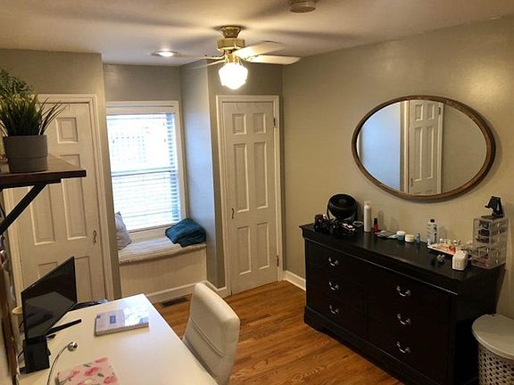 2nd image of 1342 Idylwild Dr