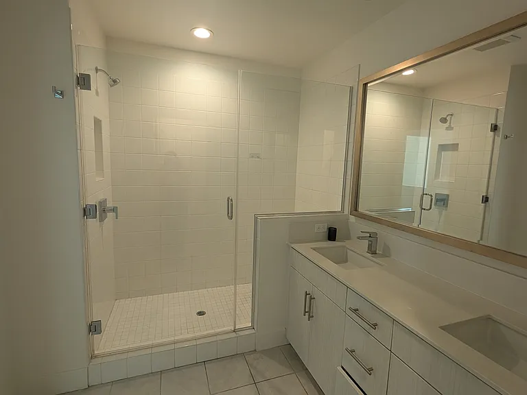 9877 Macarthur Blvd #A — Photo 20