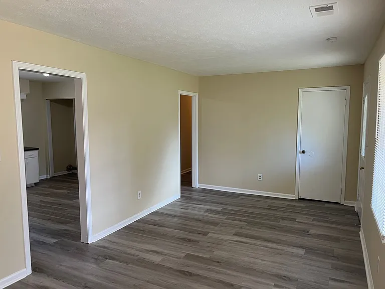 9 W Park Ct — Photo 8
