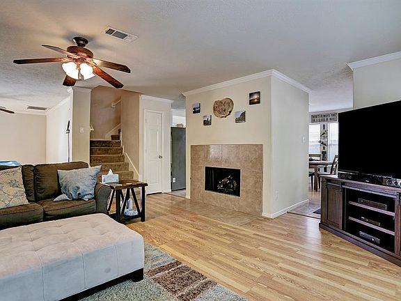 5th image of 6706 Autumn Thistle Dr