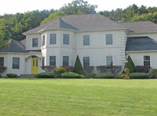 122 Progress Hts, Gloversville, NY 12078