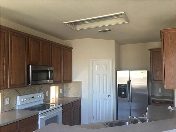 4th image of 13341 Vista Glen Ln
