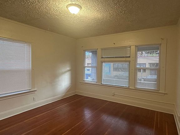 3rd image of 2935 SE Belmont St #1-8