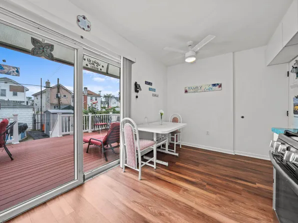 2018 Mill Avenue image 11 of 18