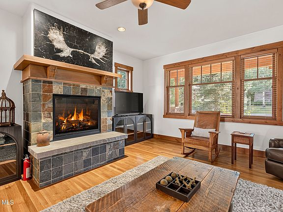 4th image of 46 Meadow Trail