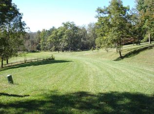 29 Tierra Vista Dr, Wheeling, WV 26003