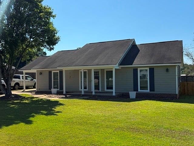 2nd image of 1816 Pierce Rd