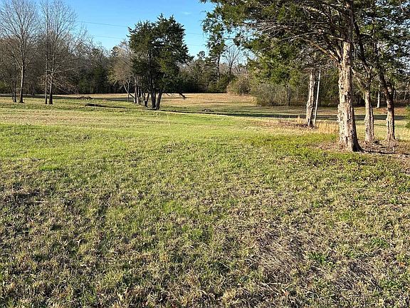 2nd image of 3-2371 Midland Dr