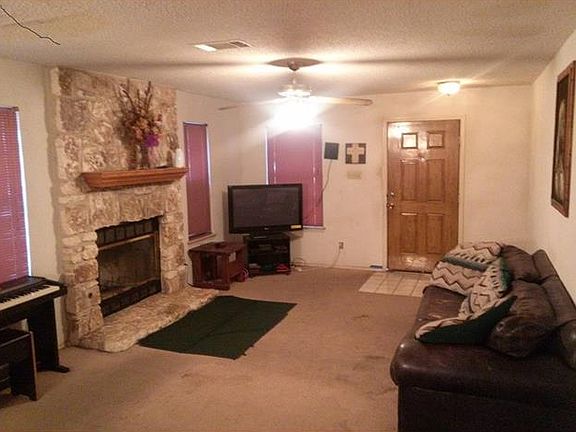 2nd image of 908 Crieff Cross Dr