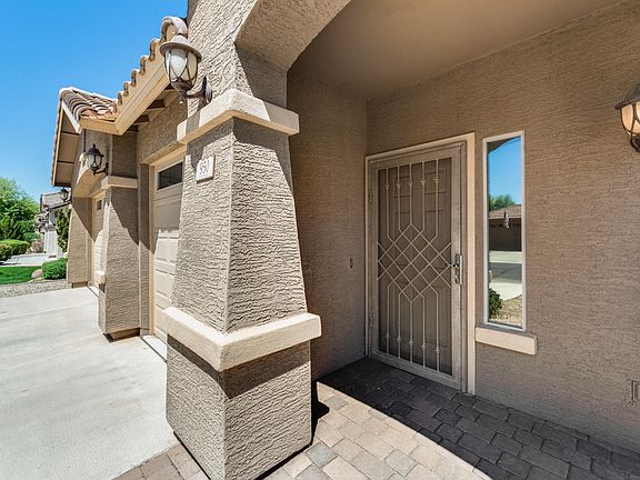 4th image of 950 E Heather Dr #0