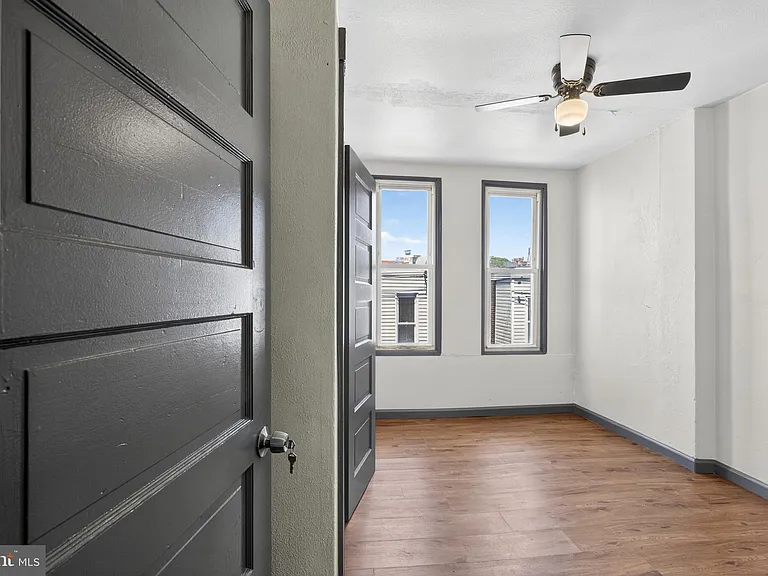 3324 N Philip St — Photo 20