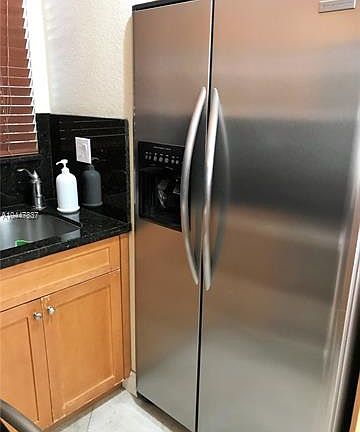4th image of 110 Fontainebleau Blvd APT 107