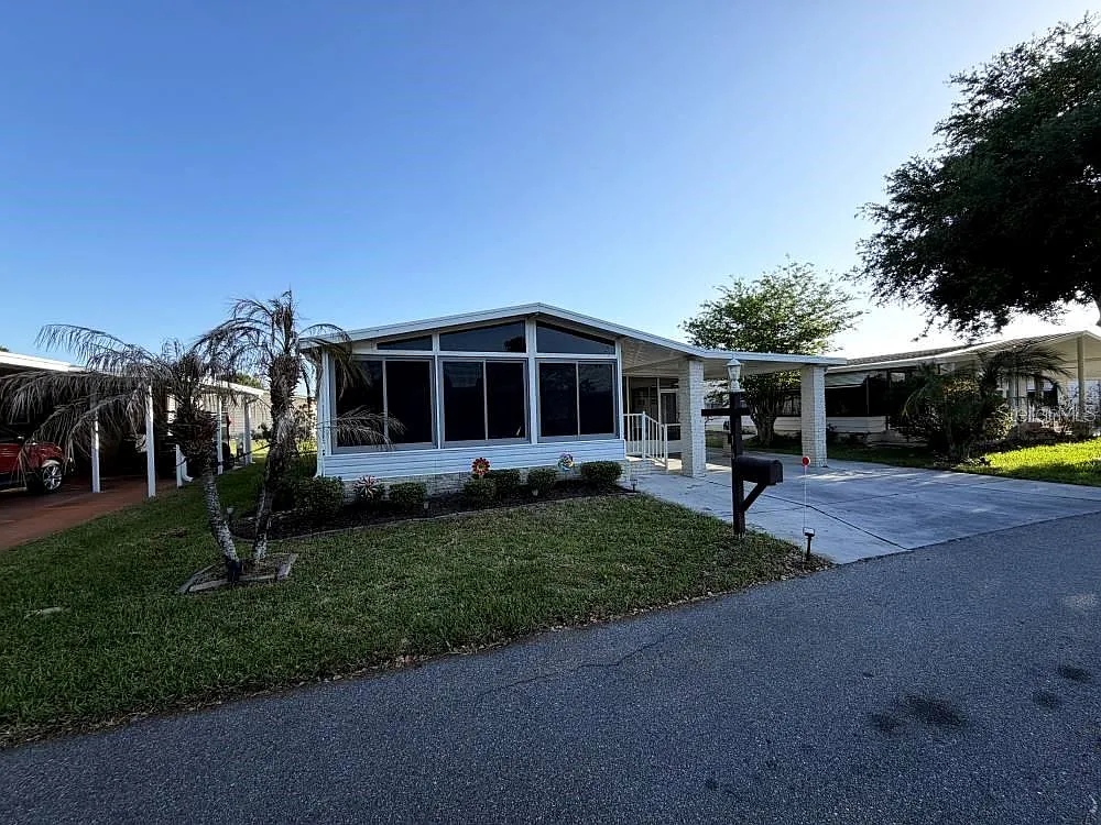 Building Photo - 161 Greenview Dr #161