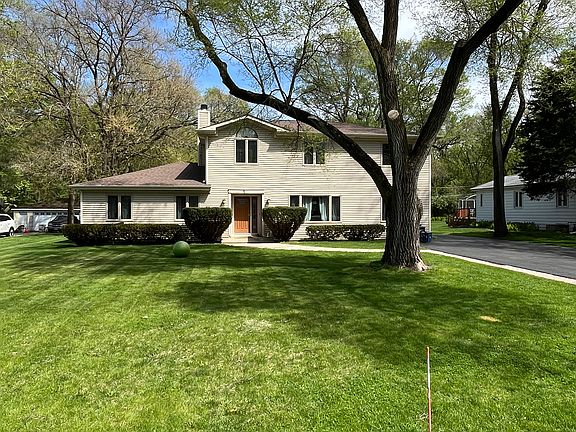2nd image of 7915 Howard Ave