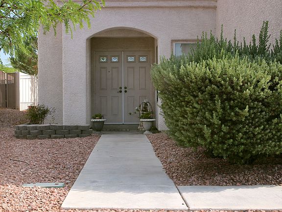 3rd image of 9304 Evergreen Canyon Dr