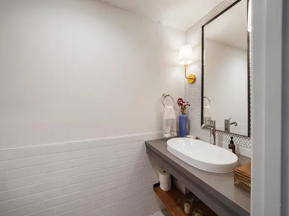 612 Welch St, Houston, TX 77006