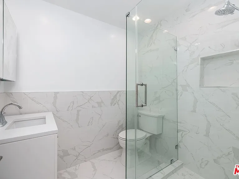 2316 Selby Ave — Photo 23