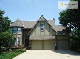 8408 W 145th Ter, Overland Park, KS 66223