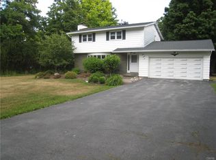 5086 Harris Rd, Camillus, NY 13031