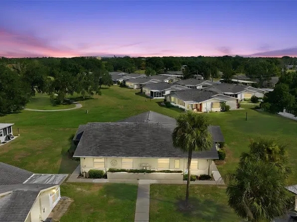1905 CANTERBURY LANE #8, SUN CITY CENTER, FL 33573