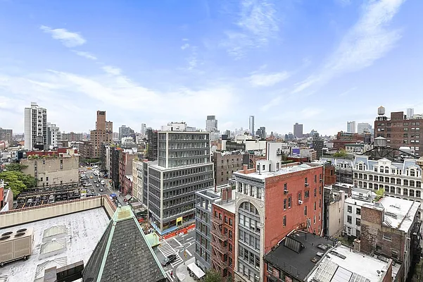 Sold by Corcoran | media 14