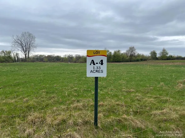 0 Lindemere Dr, Fowlerville, MI 48836