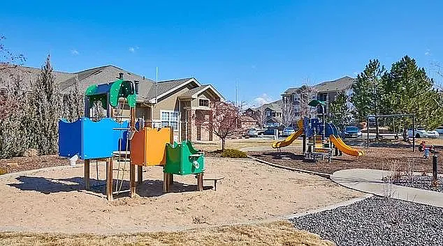 3035 Blue Sky Cir #10-102 — Photo 25