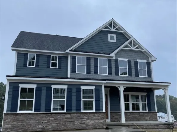 212 Harrowgate Ln, Canonsburg, PA 15317
