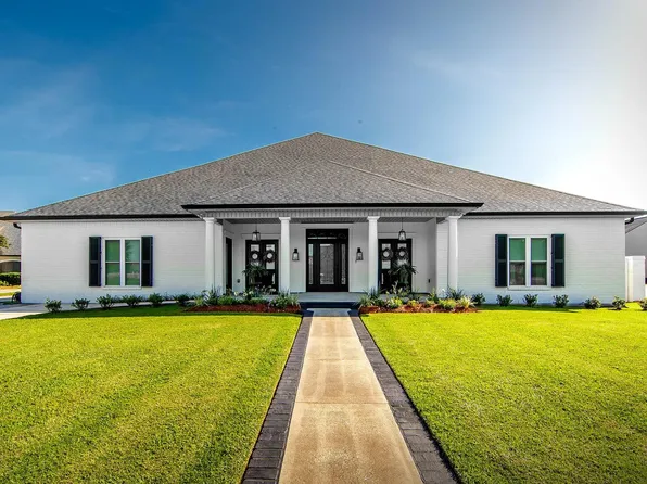 1120 Museum Dr, Houma, LA 70360