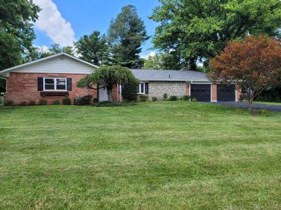 1039 Sutton Rd, Cincinnati, OH, 45230
